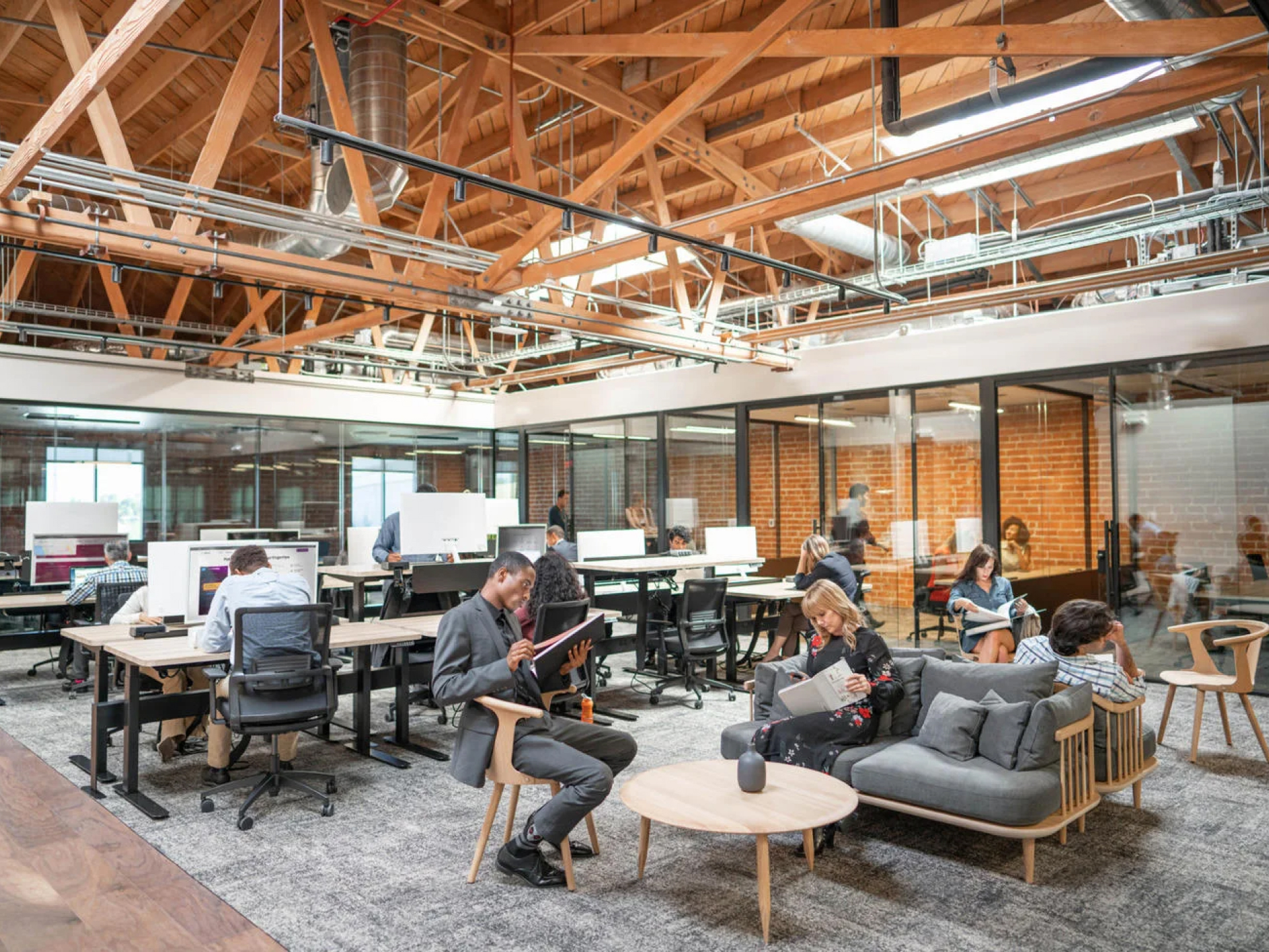 De nombreux nouveaux clients et commentaires positifs du projet CommonGrounds
